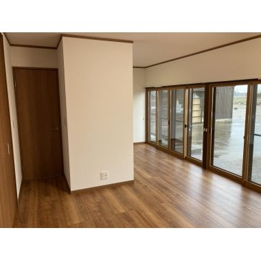 フルリフォームで一新　快適で機能的な住空間を実現
