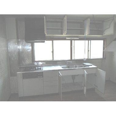 店舗付き中古住宅を購入。部屋数たっぷりのお家に生まれ変わる！