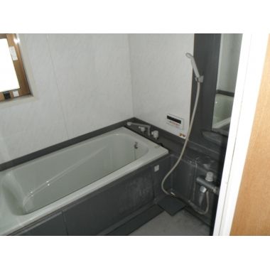 店舗付き中古住宅を購入。部屋数たっぷりのお家に生まれ変わる！