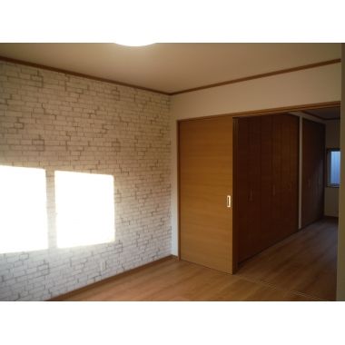 町屋の古民家も古材を活かした広々ＬＤＫに