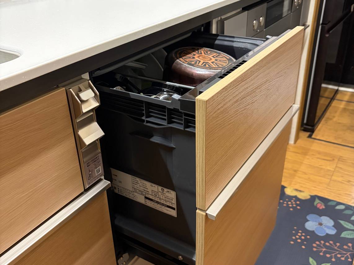 理想の機能満載キッチンになりました。
