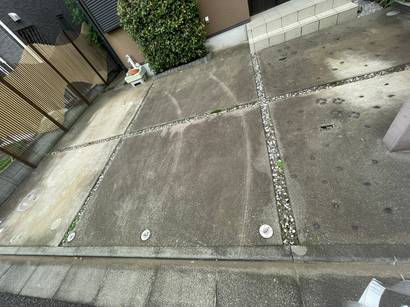 既存駐車場のスレッド砂利敷き撤去