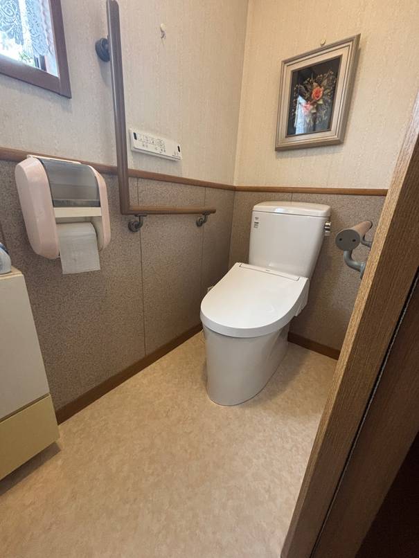 トイレ交換リフォーム（愛知県豊川市）INAXシャワートイレ