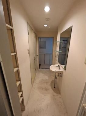 都会のまんなかで、木々の温もりを。