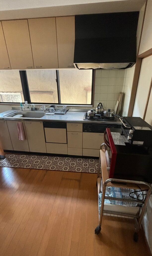 背面から対面キッチンへ変更・浴室リフォーム