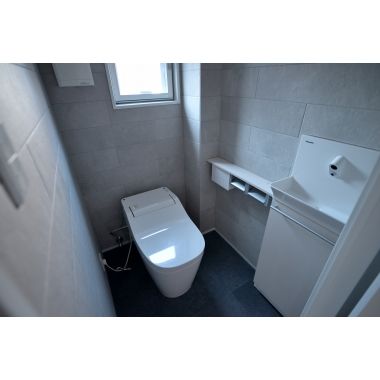圧迫感のない、空間を広く見せるお部屋に。