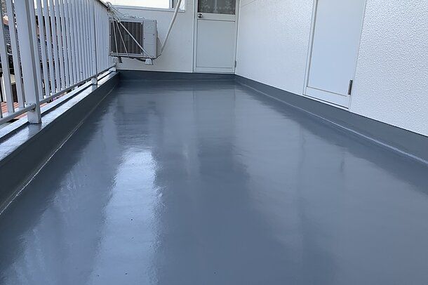 ベランダ床のウレタン防水施工事例
