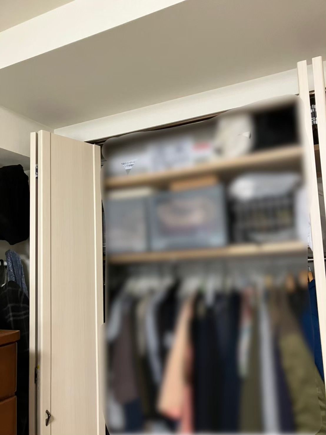 洋室にWICを新設して収納力のある空間へ
