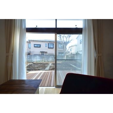 時代を超えた普遍的デザインを磨き直し、住みつなぐ家