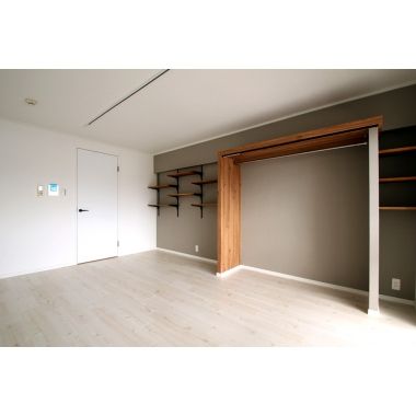 人気の三軒茶屋に、空架ける住まいを