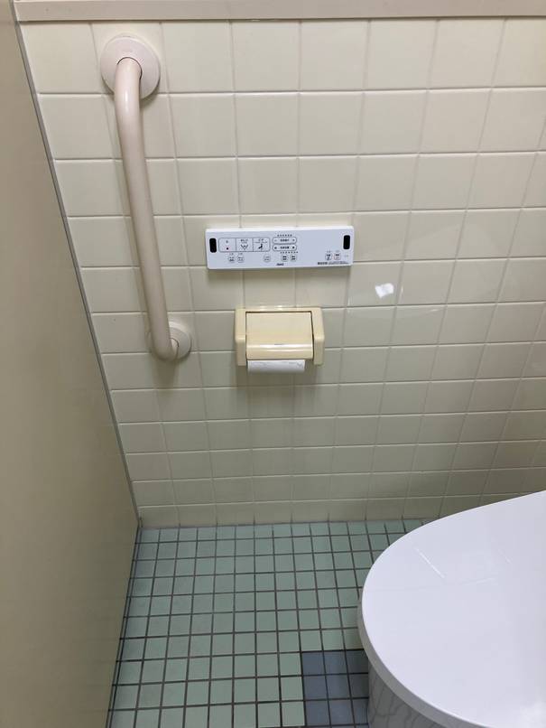 老人に優しい洋式トイレ