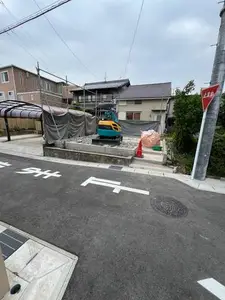 老朽化した平屋事務所の解体工事