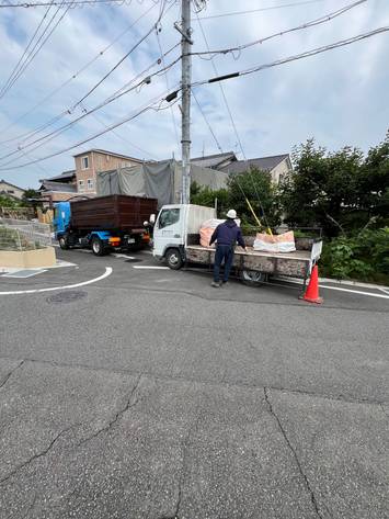 老朽化した平屋事務所の解体工事