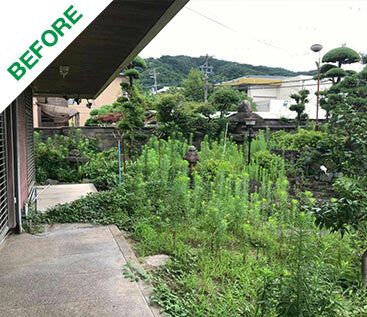 軒先から臨む和風庭園の整地と雑草除去
