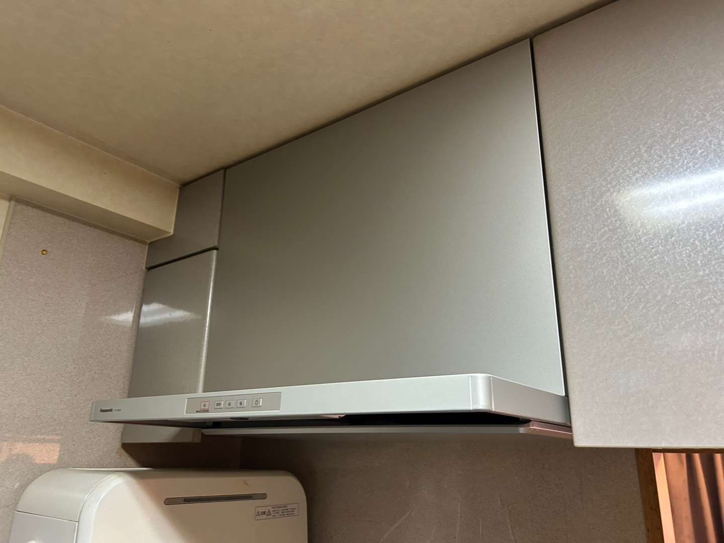 マンションのレンジフード交換