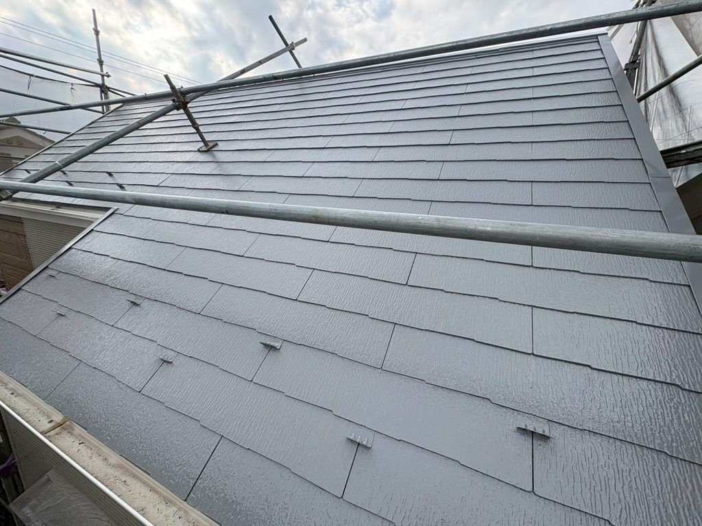 遮熱フッ素塗料による高耐久な屋根塗装改修