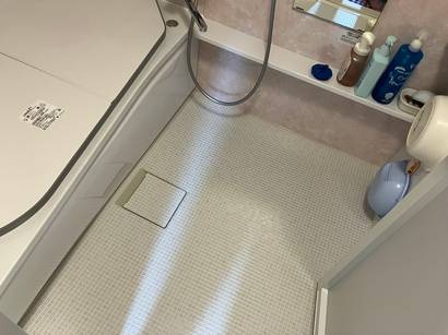 老後を迎え、便利で使いやすく、実用的な浴室にリフォーム