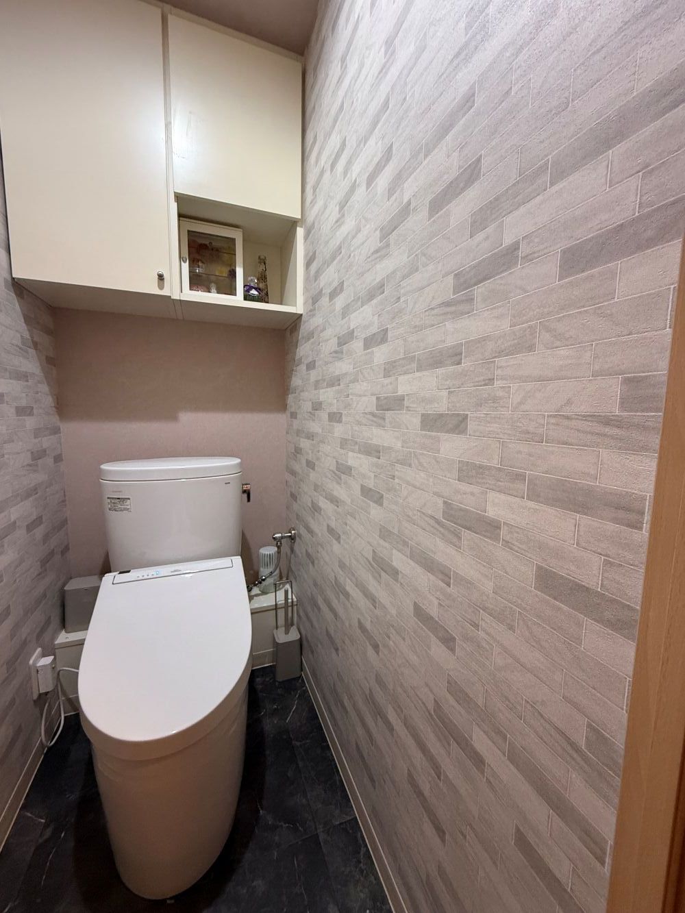 経年劣化が気になるトイレを装い新たに