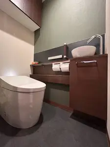 タンクレス・独立手洗い器でスッキリしたトイレに大満足