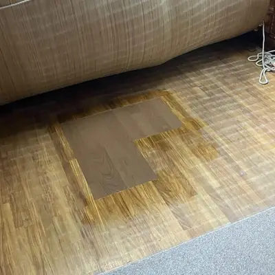 床の不具合を早く丁寧に補修し安心して使える空間に