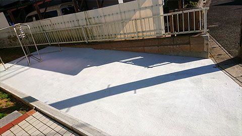 お庭の一部を土間コンクリートの駐車場へ拡張