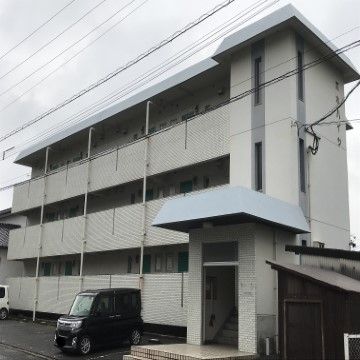 3階建てアパートの外壁塗装でモダンに一新