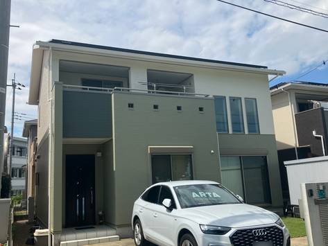 施工例と丁寧な助言が決め手！理想の外壁カラーを実現