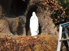 聖ドミニコ学園マリア像塗装工事