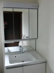 見た目スッキリの洗面化粧台