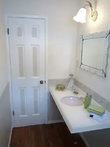 年輪を刻んだ風合いと新しい設備機器との融合