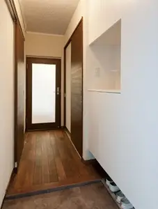 古い建築物が持つ、独特の素朴さやレトロ感が違和感なく調和。 