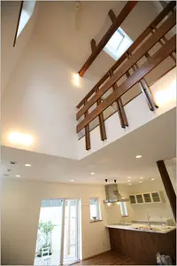 自然素材にこだわった家