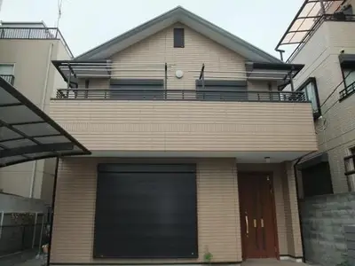 UVﾌﾟﾛﾃｸﾄｸﾘﾔ塗装で新築の様な住いに