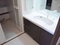 梁面が多い部屋のリフォーム。内部が広がり、使いやすい空間に。