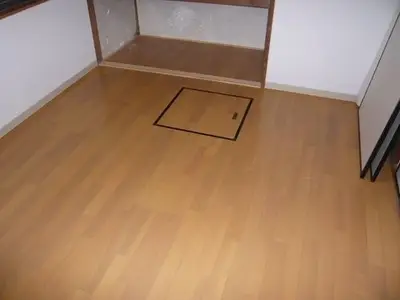 床を作りました。