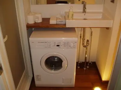 洗面化粧台の下を有効活用!