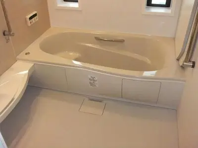 ホーロー浴槽風呂から最新ユニットバスへのリフォーム事例