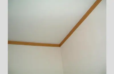 雨漏り等が原因で汚れた内装を張替えのリフォーム事例