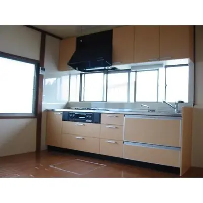 収能力をＵＰさせ、キッチン廻りをスッキリさせたリフォーム