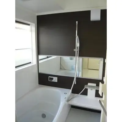 海沿いの光あふれるモダンハウス