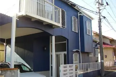 あざやかなカラーの住まいのリフォーム事例