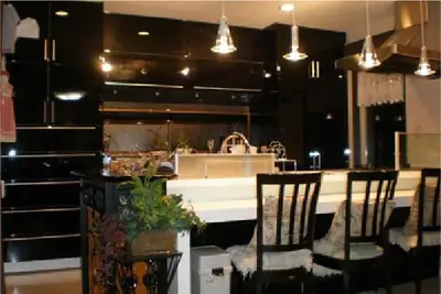 ラグジュアリーキッチンのリフォーム事例