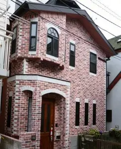 築４４年のモルタルの家が総レンガタイル張りに