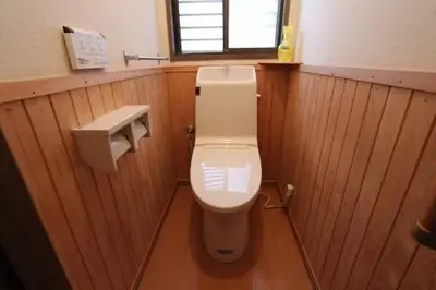最新のトイレに交換