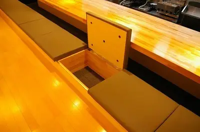 収納力もある明るくシンプルな店内に