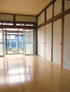 より住みやすいをレトロな古民家