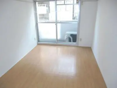 フローリング貼り換えで部屋を明るく