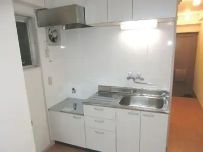 明るいキッチンにリフォーム