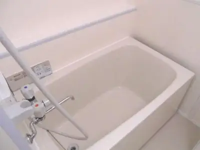 旧式の浴室からユニットバスへ