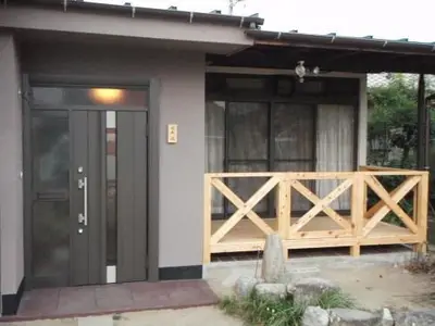 ウッドデッキが映えるお洒落な住まい